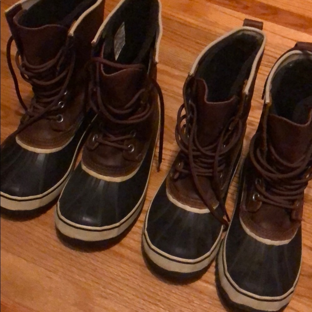 Sorel Women’s 1964 Leather Waterproof Boots
